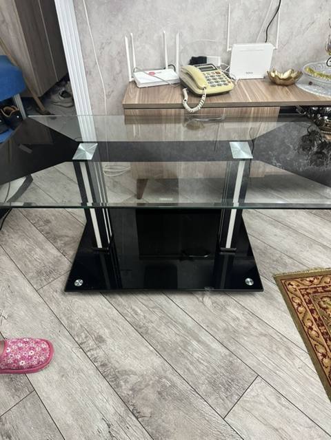 Düz masa, Açılmayan, Təkərsiz, Şüşə, Zəmanətsiz — 40 ₼ · Baku · Jurnal masaları Düz masa, Açılmayan, Təkərsiz, Şüşə, Zəmanətsiz — Baku