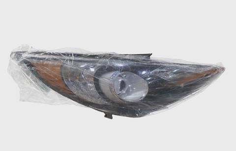 Ön fara Hyundai Sonata 2011-2014 — Баку