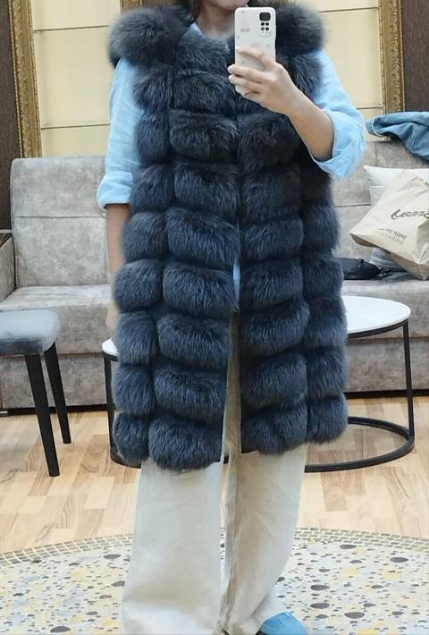 Qara-boz rəngdə uzun tülkü kürkü jilet - Model: qadın üçün, qolsuz — Goods
