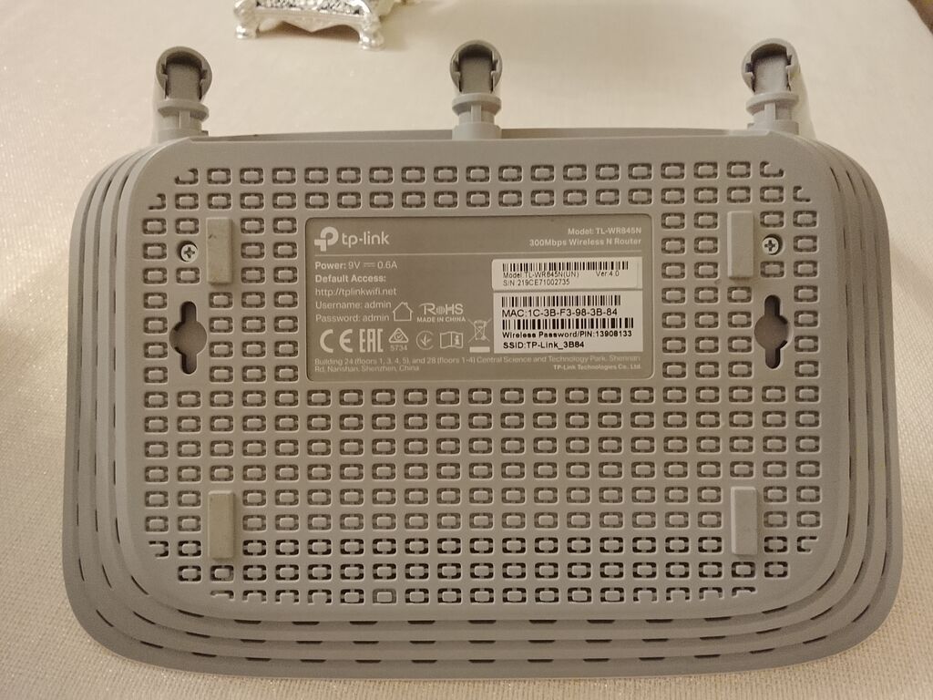 TP-Link Wi‑Fi router Model: TP-Link (üç ədəd xarici antenalı ağ — Şəbəkə və server avadanlığı, Bakı (5)