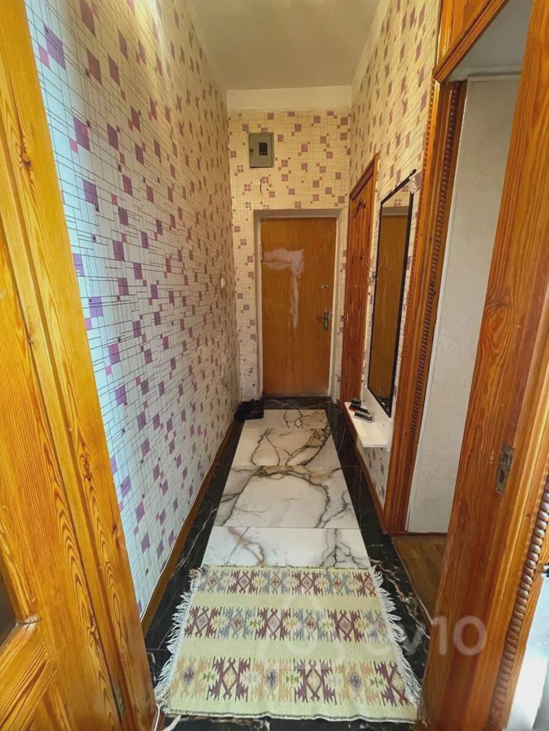 For sale: 2-room apartment (old building), 50 m² — Mənzil, Bakı (8)