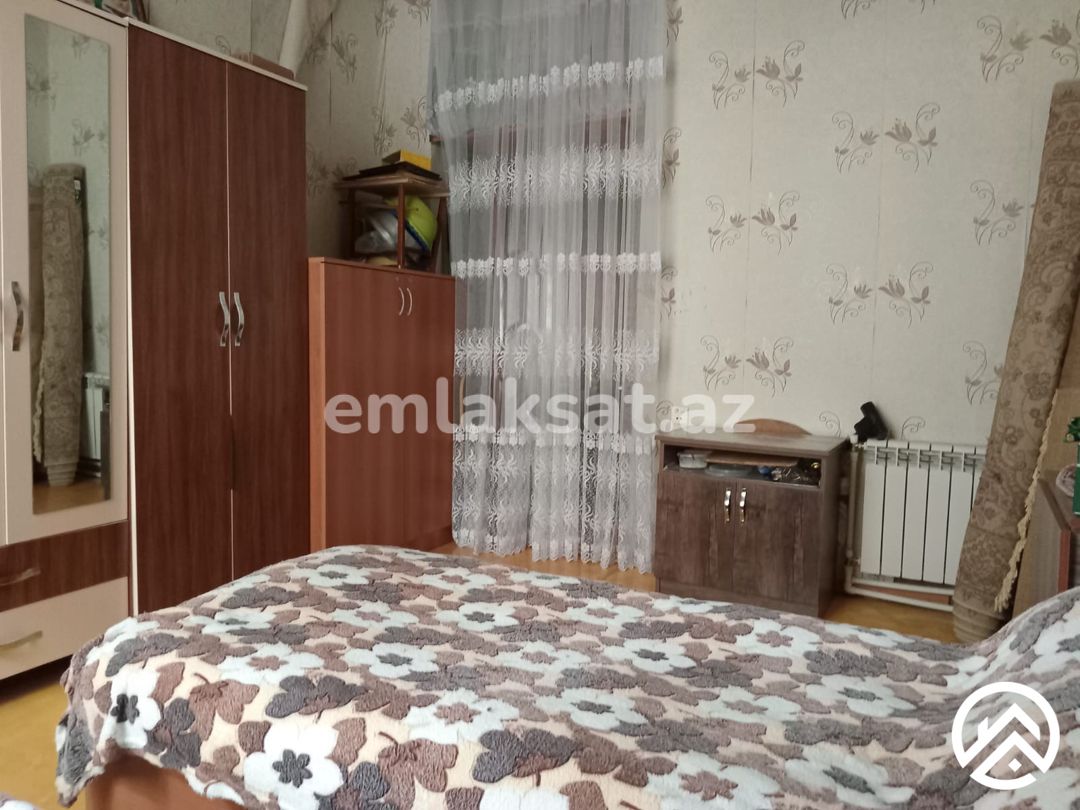 For sale: 2-room apartment (old building), 38 m² — Mənzil, Bakı (3)
