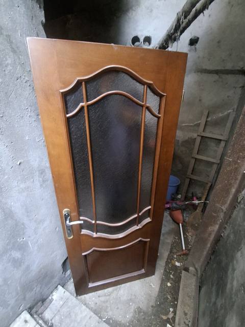 Şüşəli taxta otaq qapısı komplekti - Material: təbii ağac karkas — Баку