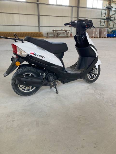 50 sm3, 2024 il, 8000 km — 750 ₼ · Saray · Mopedlər və skuterlər 50 sm3, 2024 il, 8000 km — Saray