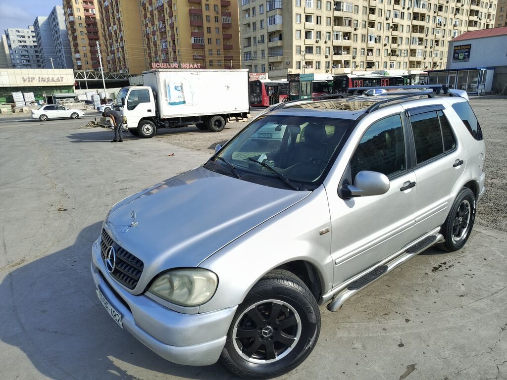 Mercedes-Benz M-Class: 3.2 l 2000 il Ofrouder/SUV — Avtomobillər, Saray (9)