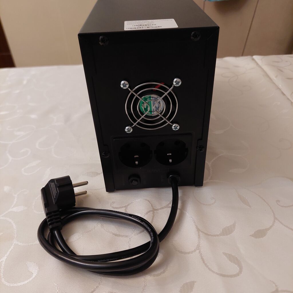 İşlənmiş UPS, 1001 - 1500 Vt, Rozetkaların sayı - 2 — UPS, Bakı (4)