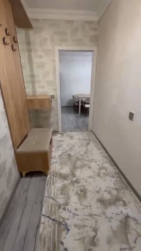 Mənzilin təsviri - Plan: dəhliz, açıq tərzdə mətbəx, sanitar qovşağı — 450 ₼ · Sumgayit · Mənzil Mənzilin təsviri - Plan: dəhliz, açıq tərzdə mətbəx, sanitar qovşağı — Sumgayit