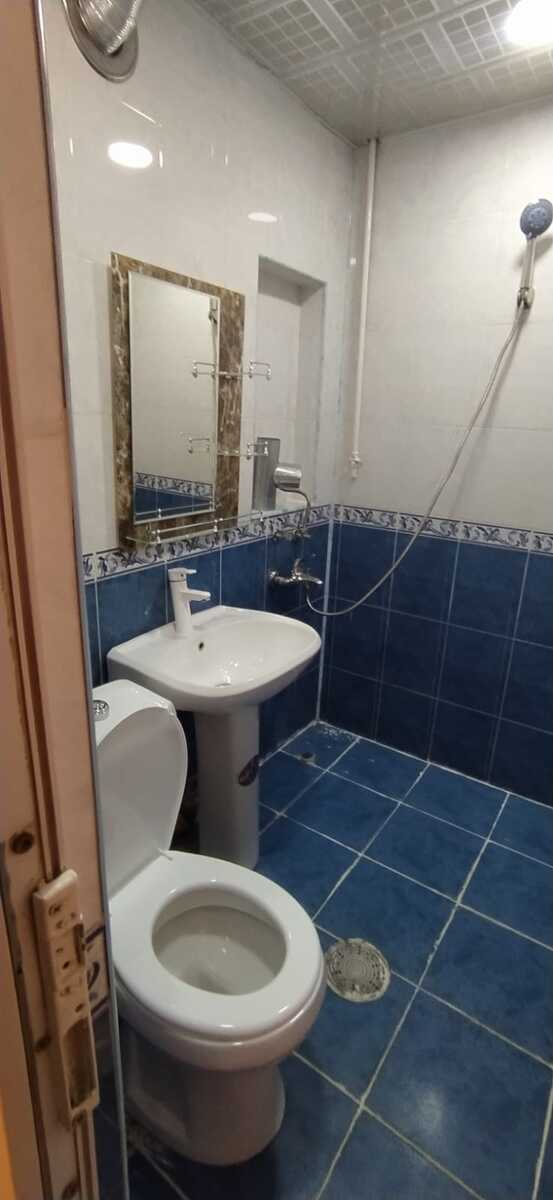 For sale: 2-room apartment (old building), 40 m² — Mənzil, Bakı (9)
