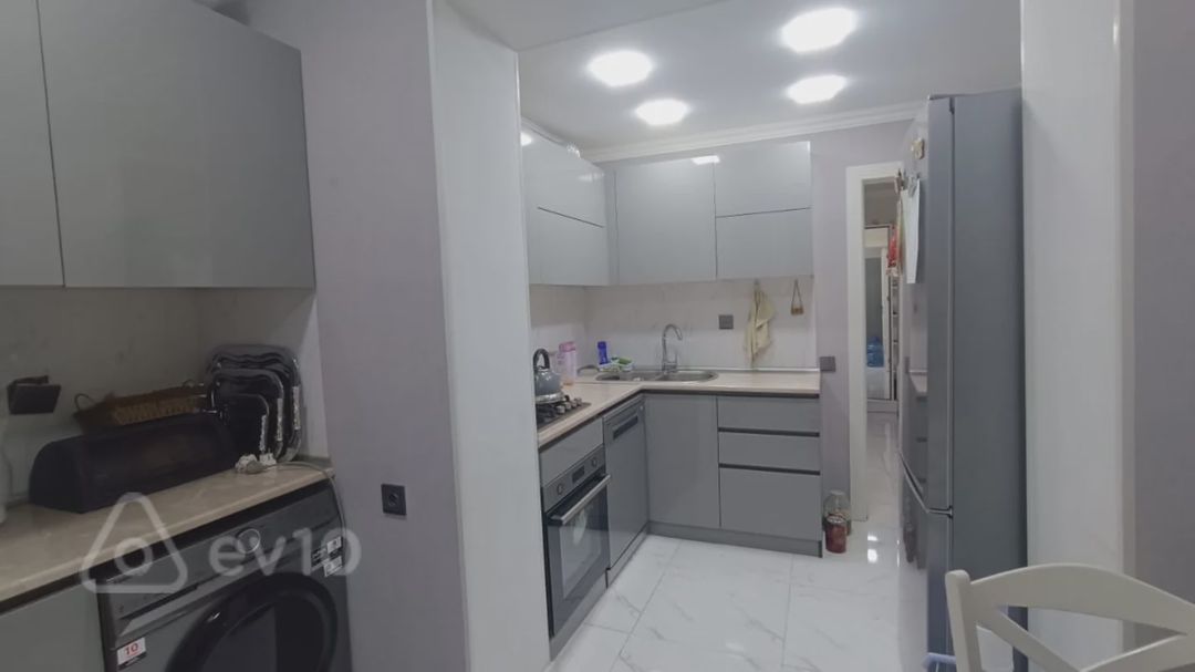 For sale: 3-room apartment (old building), 104 m² — Mənzil, Bakı (10)