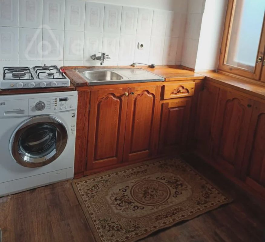 For sale: 2-room apartment (old building), 50 m² — Mənzil, Bakı (6)