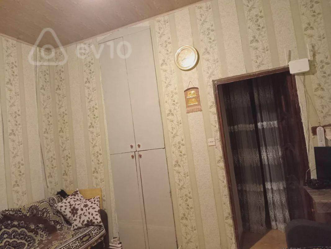 For sale: 2-room apartment (old building), 38 m² — Mənzil, Bakı (7)