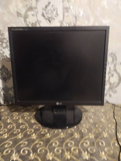 Monitor 17 likdir, əla vəziyyətdədir, problemi yoxdur. Vga kabel — 50 ₼ · Ganja · Monitorlər Monitor 17 likdir, əla vəziyyətdədir, problemi yoxdur. Vga kabel — Ganja