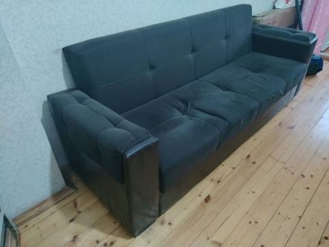 Yeni kimi az iwlenmiw divandi. Zakazla 250 Manata Yigilib. koc sebebi — 130 ₼ · Хырдалан · Divanlər Yeni kimi az iwlenmiw divandi. Zakazla 250 Manata Yigilib. koc sebebi — Хырдалан