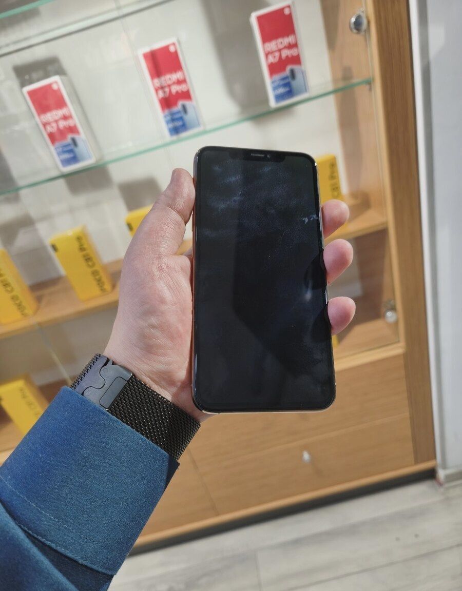 Apple iPhone 11 Pro Max, 4 GB — Smartfonlar, Bakı (3)