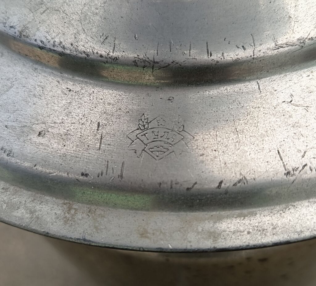 Sovetin Tula firmasını samovarıdır.6 litrdir.Heç bir problemi və — Samovarlar, Saray (4)