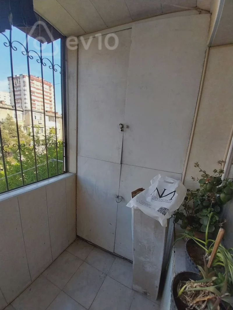 For sale: 3-room apartment (old building), 70 m² — Mənzil, Bakı (10)