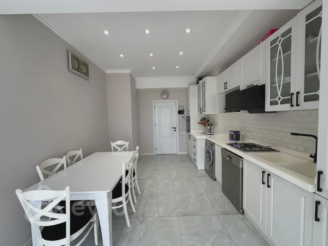 For sale: 3-room apartment (new building), 115 m² — Mənzil, Bakı (11)