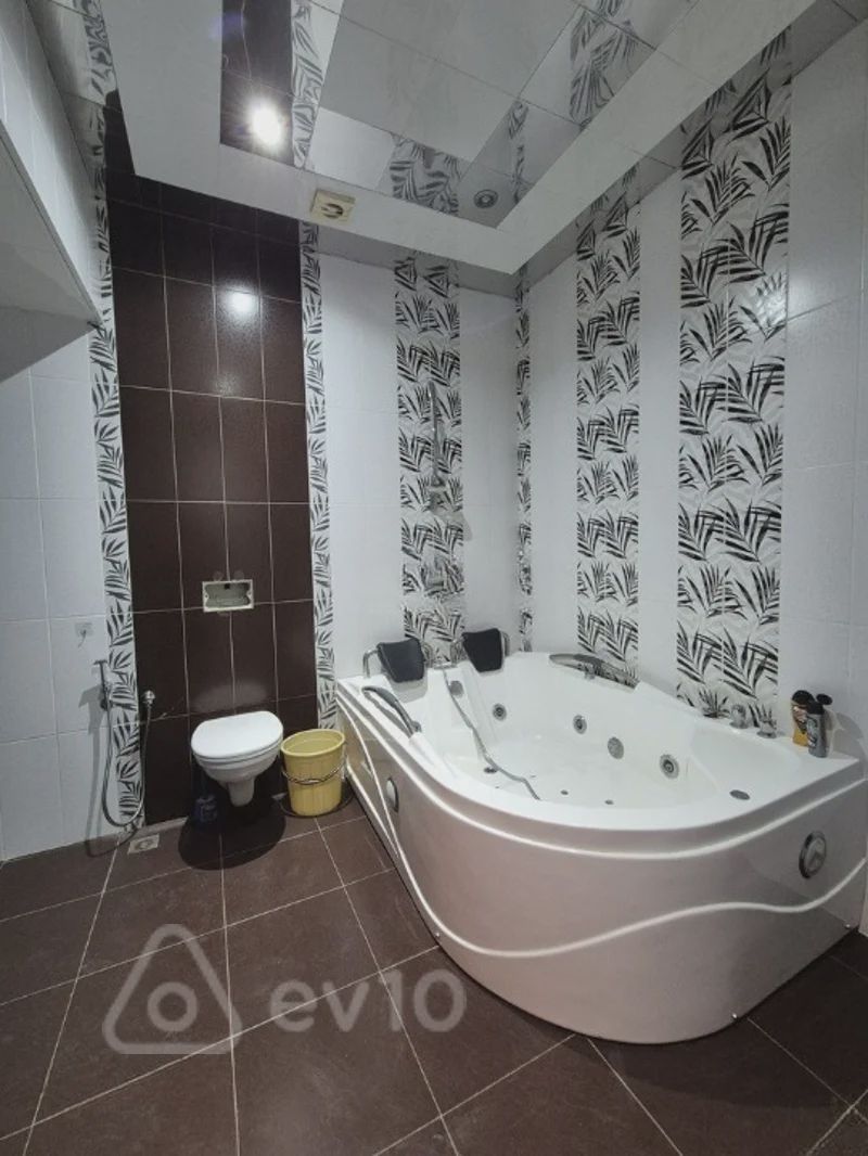 For sale: 4-room apartment (new building), 160 m² — Mənzil, Bakı (6)
