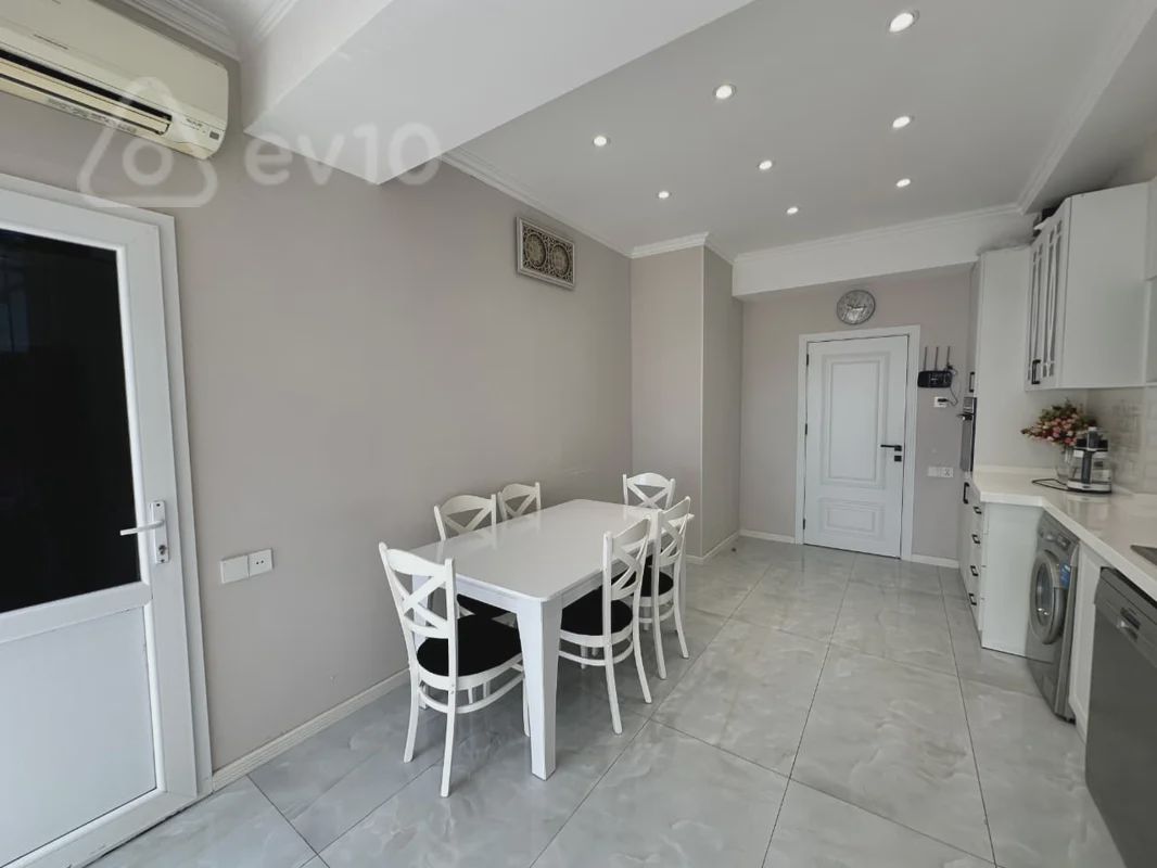For sale: 3-room apartment (new building), 115 m² — Mənzil, Bakı (12)