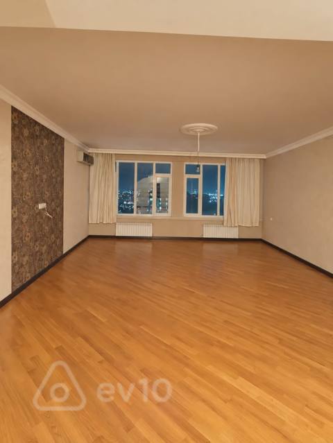 4 otaqlı mənzil, 204 m², Əlif Haciyev — 470 000 ₼ · 4 otaq · 204 m² · 16/17 mərtəbə · Bakı, Nizami · Mənzil 4 otaqlı mənzil, 204 m², Əlif Haciyev — Bakı