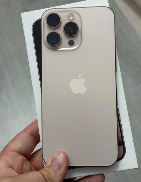 IPhone 16 Pro, 128 GB, Desert Titanium, Zəmanət, Simsiz şarj, Face ID — VÜSAL — Apple iPhone