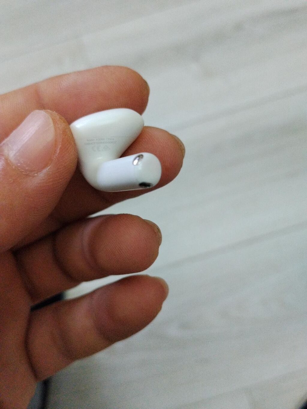 Apple AirPods 4 Xüsusiyyətlər: - Bluetooth simsiz qulaqcıq dəsti — Qulaqcıqlar, Digah (3)