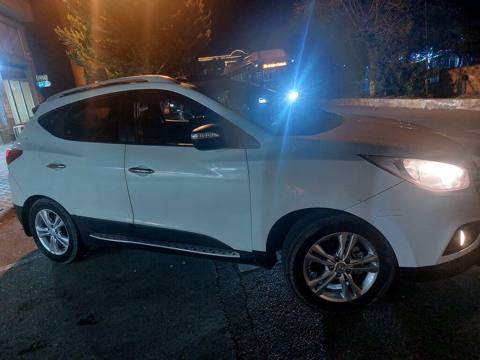 Hyundai ix35: 2 l 2010 il Krossover — 19 000 ₼ · Sumgayit · Avtomobillər Hyundai ix35: 2 l 2010 il Krossover — Sumgayit
