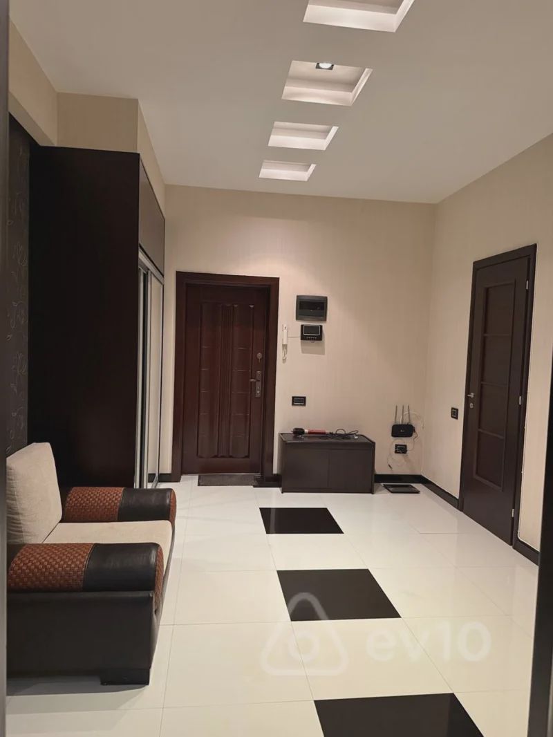 For sale: 2-room apartment (new building), 100 m² — Mənzil, Bakı (9)