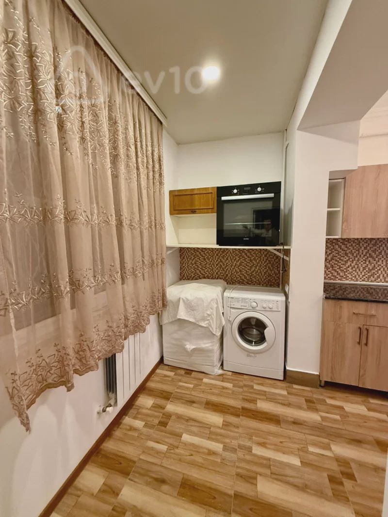 For rent: 3-room apartment (old building), 90 m² — Mənzil, Bakı (7)