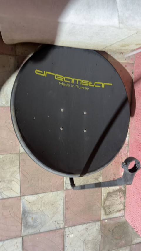 Ucuz qiymete Dreamstar peyk anteni 80 sm satilir — 20 ₼ · Masazir · Antenalar Ucuz qiymete Dreamstar peyk anteni 80 sm satilir — Masazir