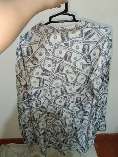 Qadın köynəyi – “dollar” printli, uzunqol, düyməli - Brend: Black — 8 ₼ · Баку · Köynək Qadın köynəyi – “dollar” printli, uzunqol, düyməli - Brend: Black — Баку