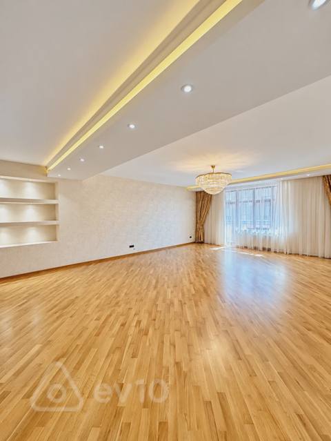 5 otaqlı mənzil, 245 m², Mirəli Qaşqay küçəsi — 640 000 ₼ · Bakı · Mənzil 5 otaqlı mənzil, 245 m², Mirəli Qaşqay küçəsi — Bakı