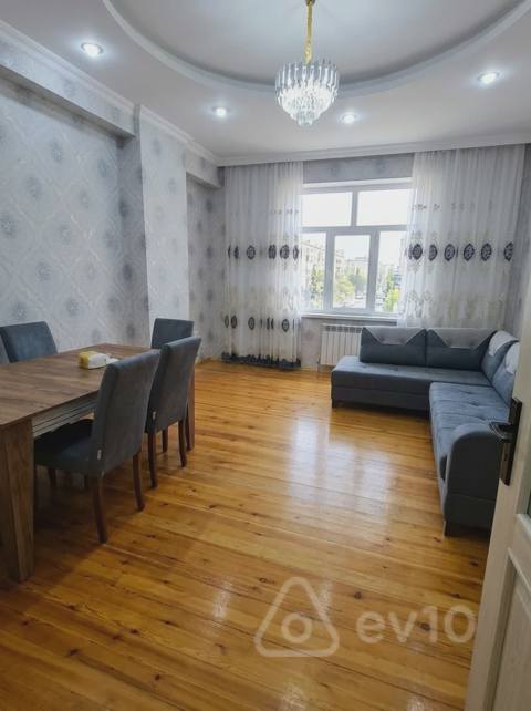 2 otaqlı mənzil, 75 m², Rüstəm Rüstəmov küçəsi — kirayə — 700 ₼ · 2 бөлмө · 75 m² · 5/17 кабат · Баку, Nizami · Mənzil 2 otaqlı mənzil, 75 m², Rüstəm Rüstəmov küçəsi — kirayə — Баку
