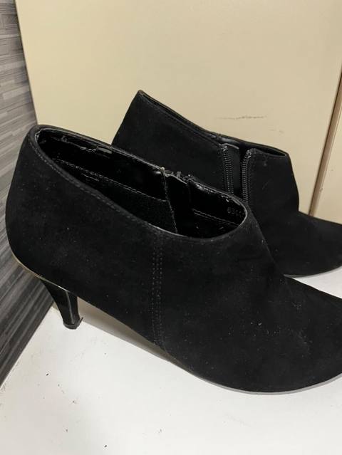 Prablemi yoxdu 38 razmer 10 manat — 10 ₼ · Bakı · Tufl Prablemi yoxdu 38 razmer 10 manat — Bakı