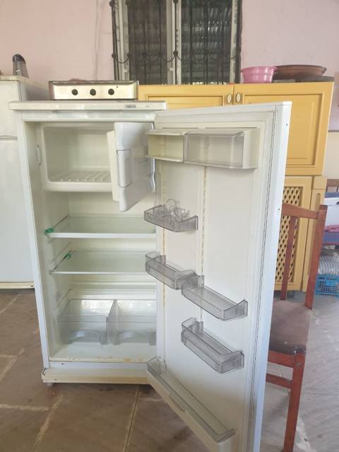 Soyuducu satlir iwlekdi veziyyetdedi Qiymet 180 azn.Ünvan — 180 ₼ · Сарай · Soyuducular Soyuducu satlir iwlekdi veziyyetdedi Qiymet 180 azn.Ünvan — Сарай