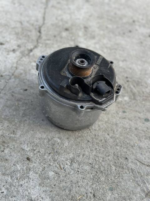 Avtomobil generatoru Range rover 4.4 bmw (alternator) komplekti — Gusar