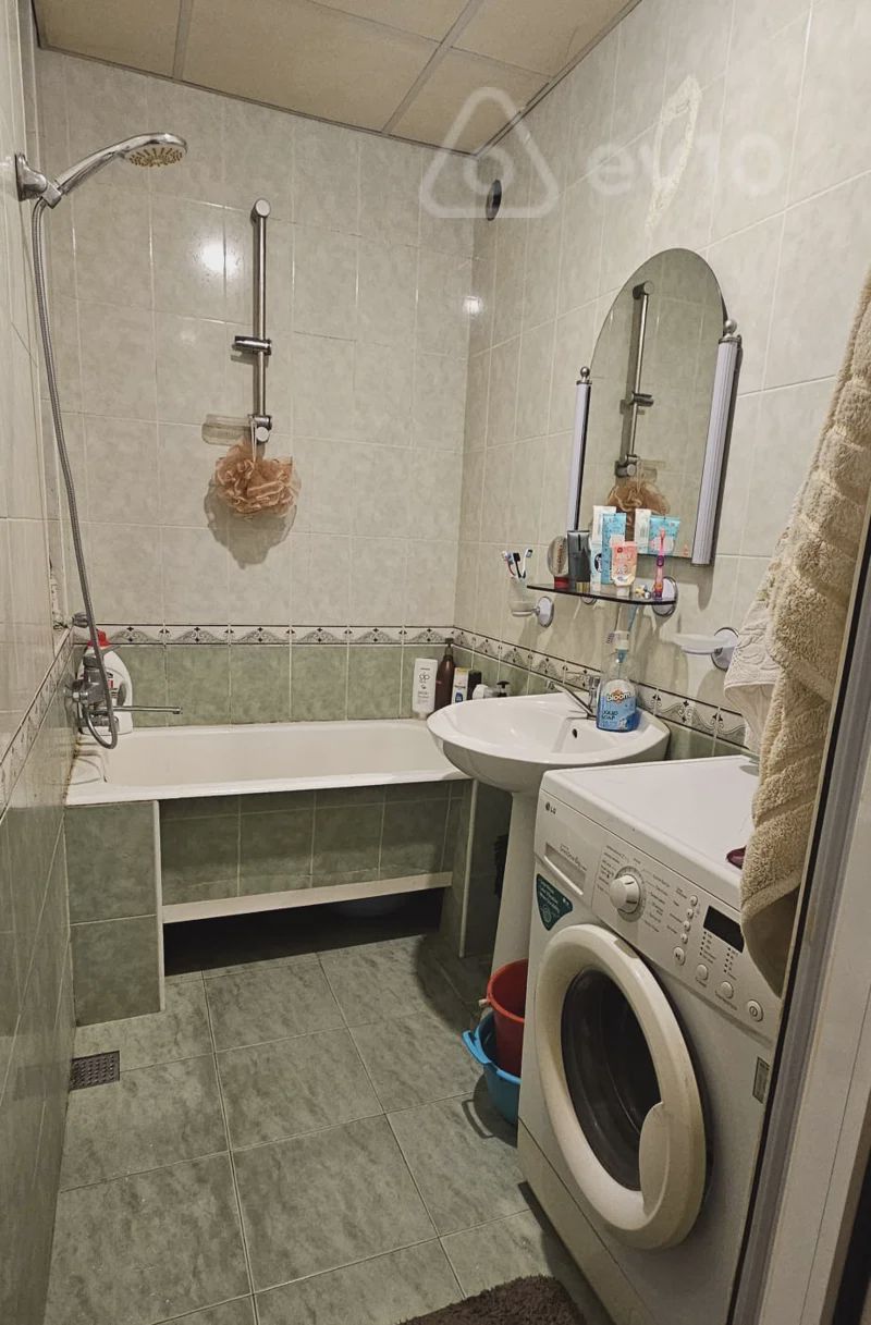 For sale: apartment (old building), 110 m² — Mənzil, Bakı (7)