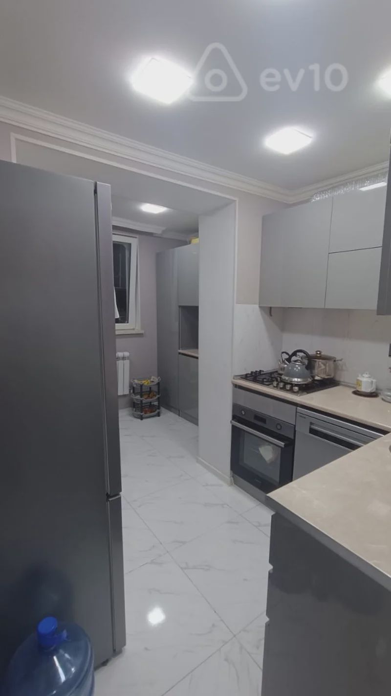 For sale: 3-room apartment (old building), 104 m² — Mənzil, Bakı (7)