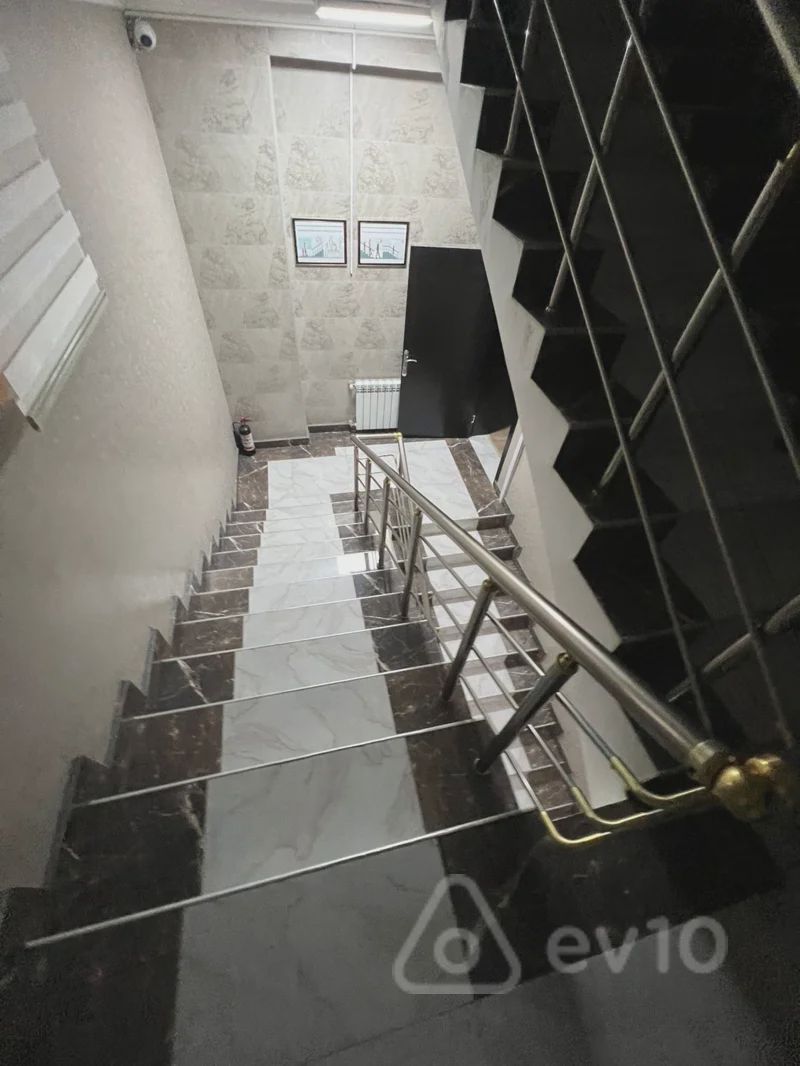 Obyekt, 1100 m², Azadlıq prospekti — kirayə — Əmlak, Bakı (6)