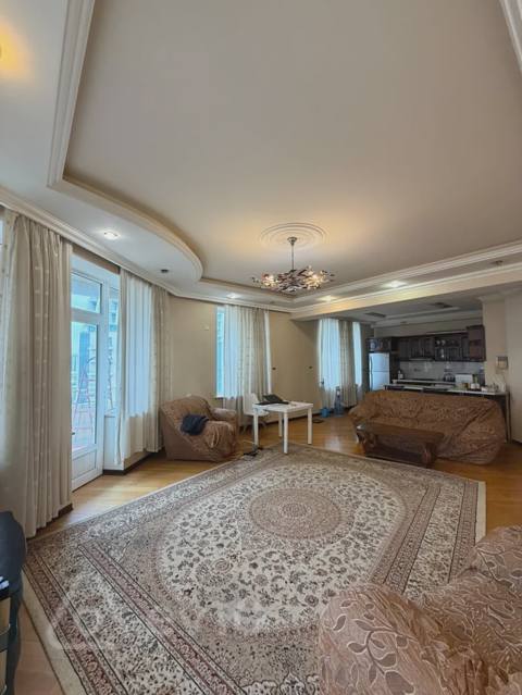 3 otaqlı mənzil, 110 m², Elimlər Akademiyasi — kirayə — Kvartira