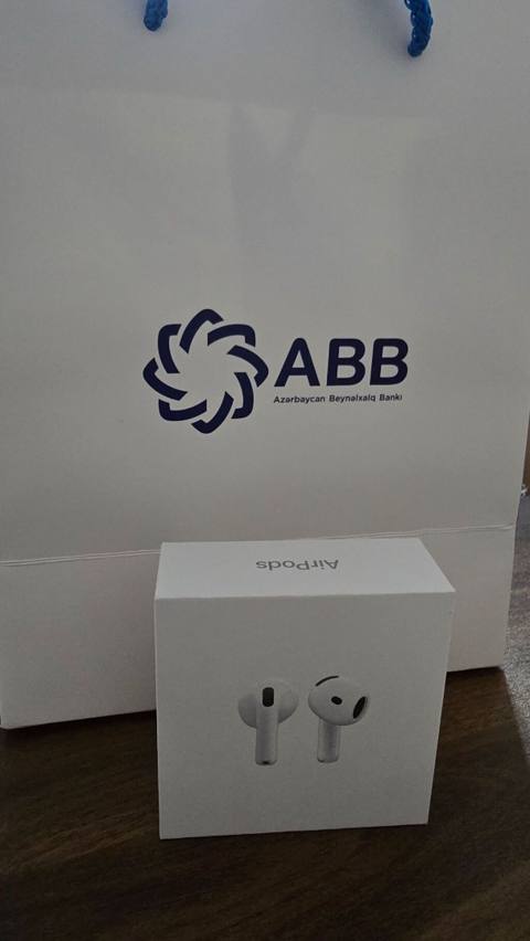 Yeni Simsiz (Bluetooth) Qulaqcıqlar, Apple, rəng - Ağ — 230 ₼ · Salyan · Qulaqcıqlar Yeni Simsiz (Bluetooth) Qulaqcıqlar, Apple, rəng - Ağ — Salyan