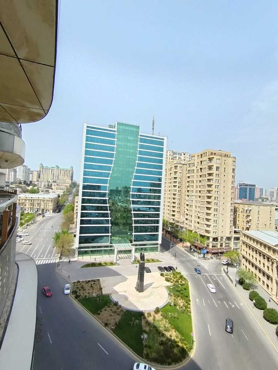 Satılık 3 odalı daire (yeni bina), 125 m² — Mənzil, Bakı (2)