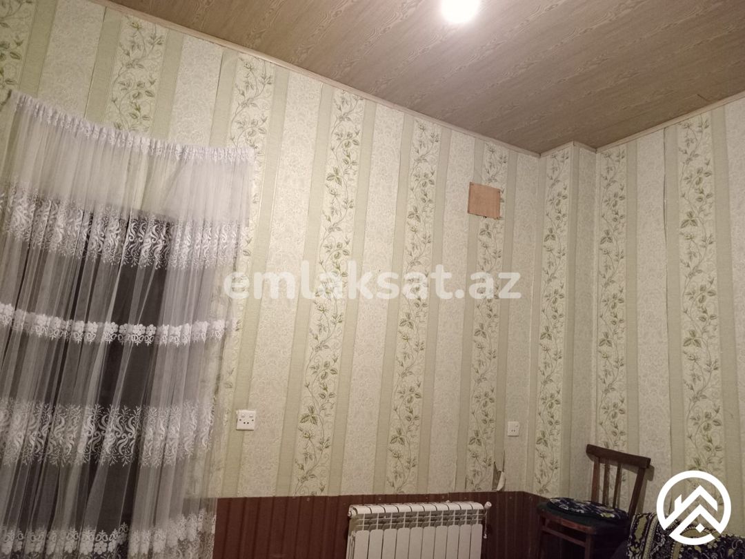 For sale: 2-room apartment (old building), 38 m² — Mənzil, Bakı (5)