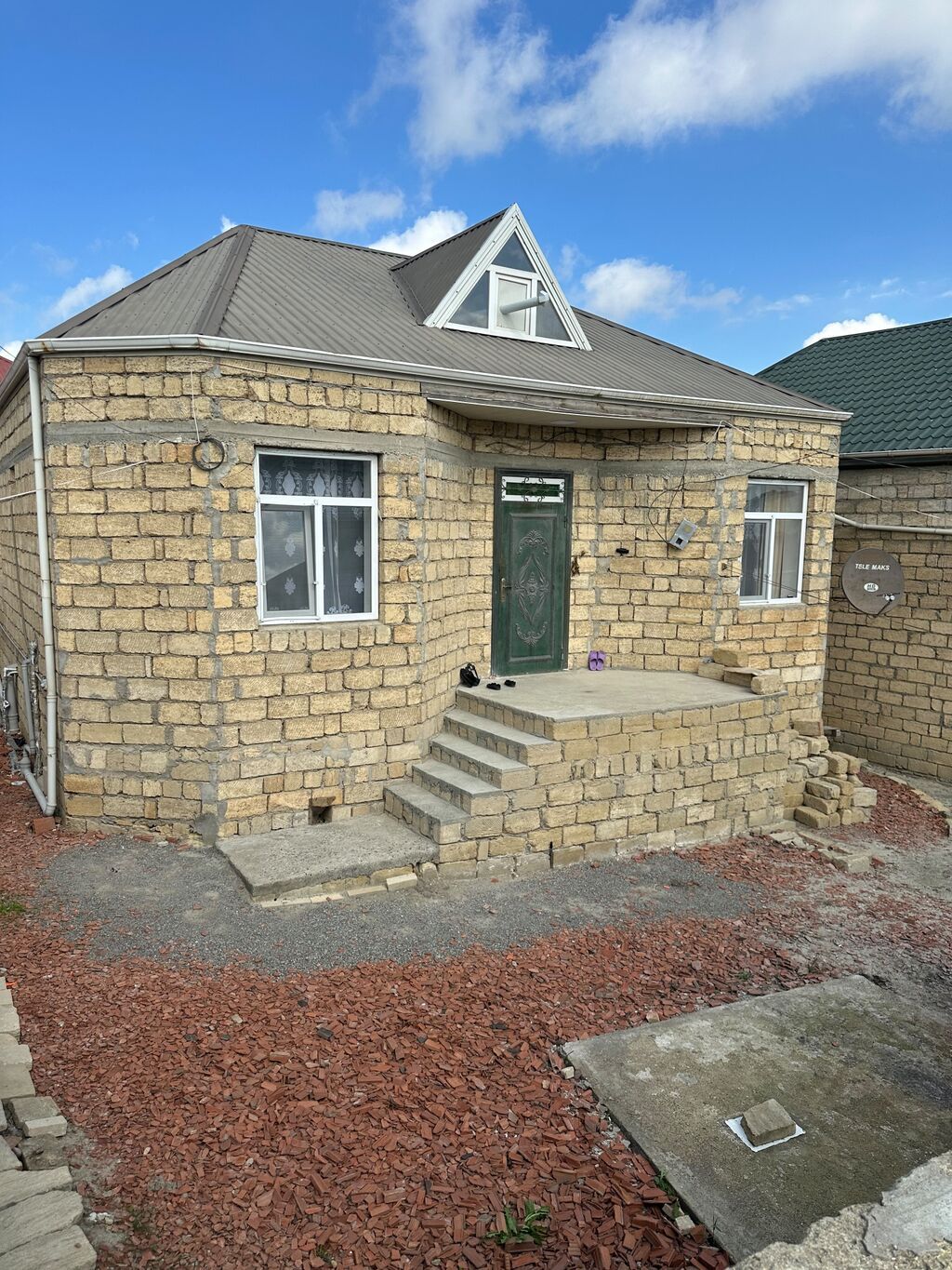 3 otaqlı, 100 kv. m, Orta təmir — Ev, villa, Qobu (3)