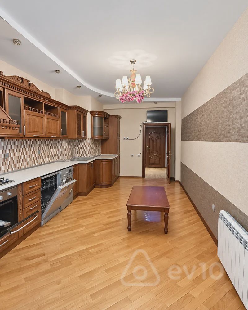 For sale: 4-room apartment (new building), 175 m² — Mənzil, Bakı (11)
