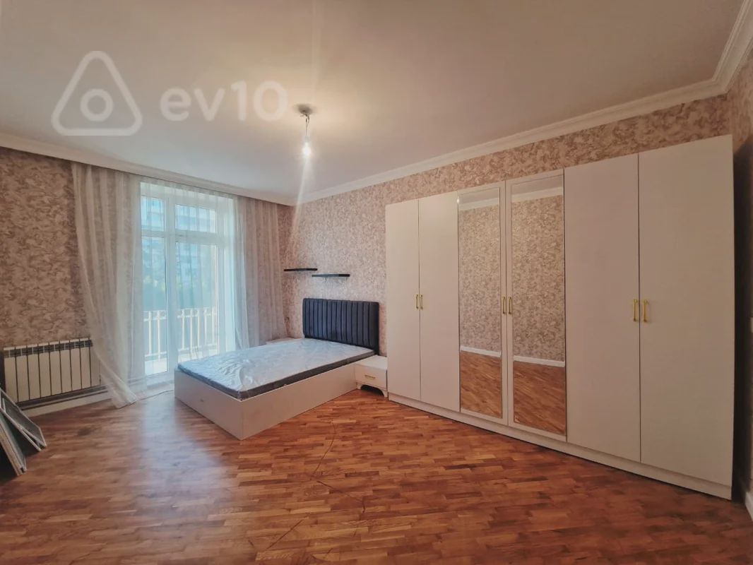 For rent: 3-room apartment (old building), 70 m² — Mənzil, Bakı (4)