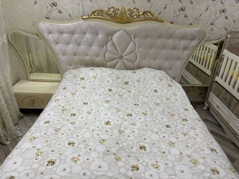 Taxd. 2 tumbucqa 280 azn. Ölçü 180/2 Baza matras var. Odeniwli — Bakı