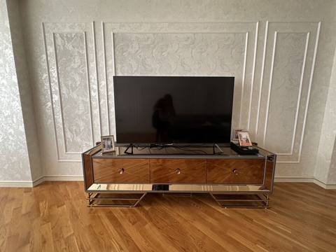 Qonaq və yemək otağı üçün zövqlü mebel dəsti təqdim olunur. Dəstə TV — 2 000 ₼ · Bakı · Qonaq otağı üçün Qonaq və yemək otağı üçün zövqlü mebel dəsti təqdim olunur. Dəstə TV — Bakı