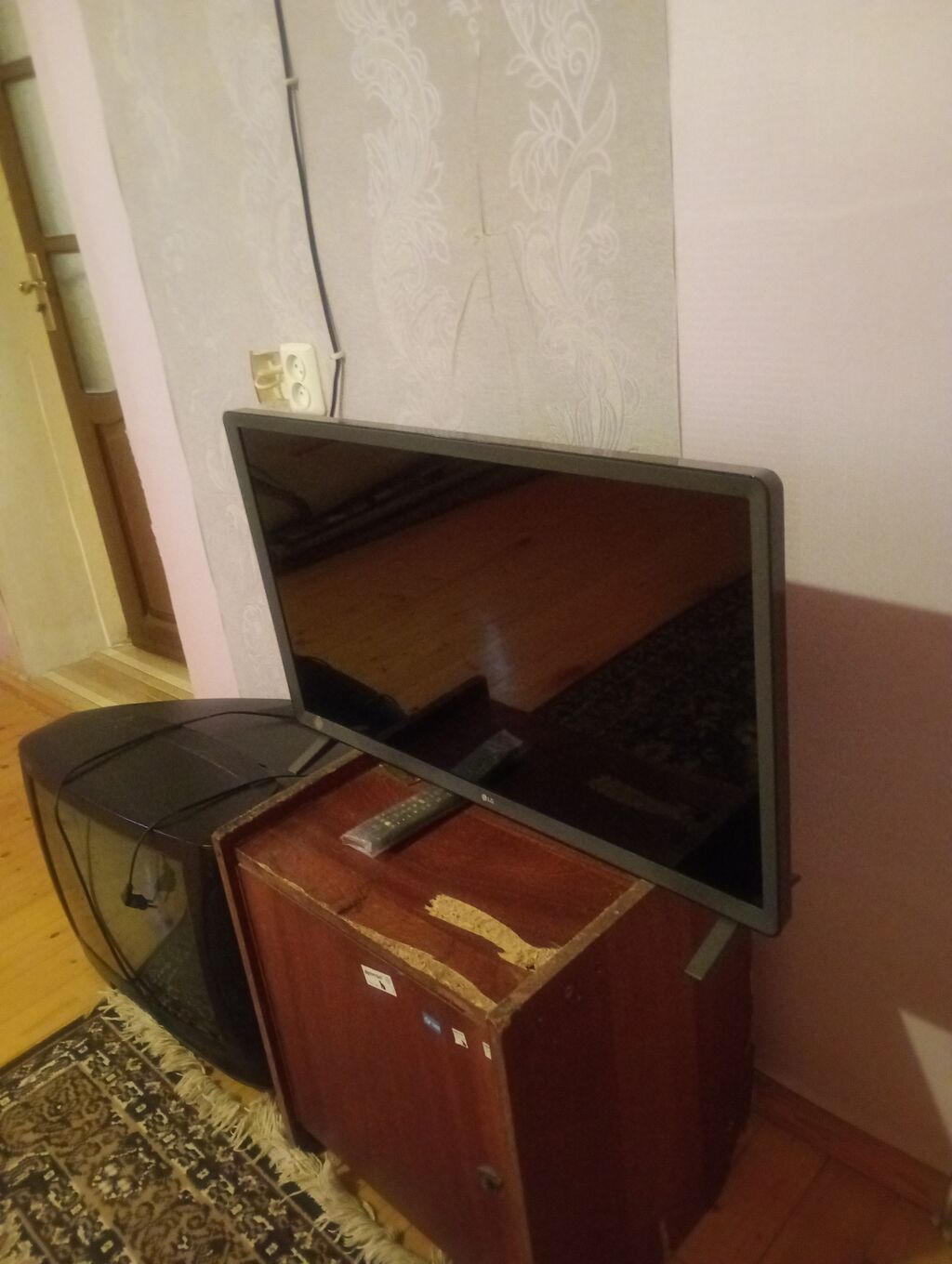 İşlənmiş Televizor LG LED ekran 32" Ünvandan götürmə — Televizorlar, Bakı (2)