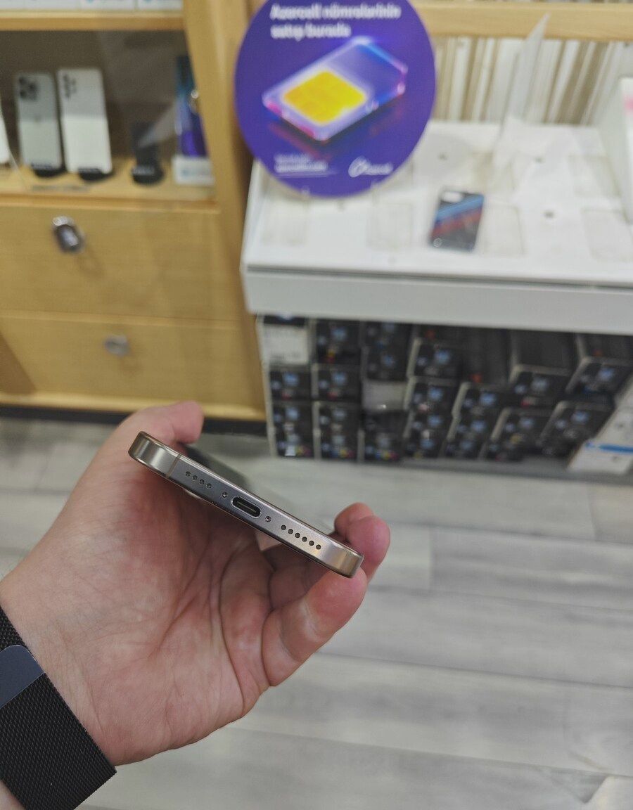 Apple iPhone 16 Pro Max, 8 GB — Smartfonlar, Bakı (6)